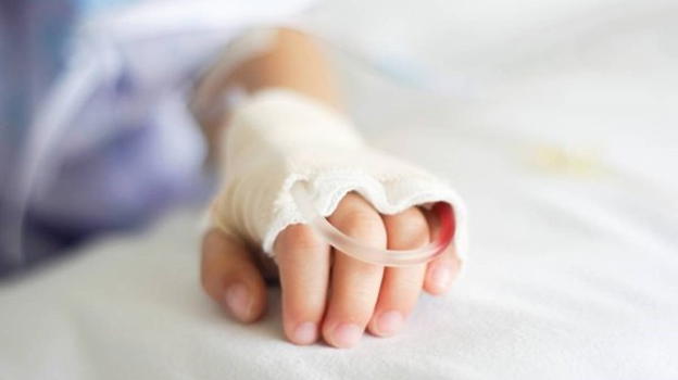La cotoletta le va di traverso: bimba muore in ospedale a Crotone