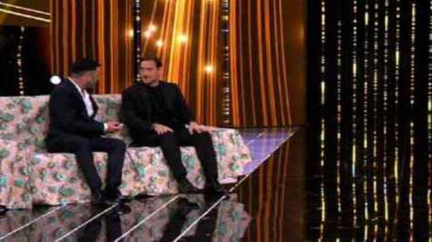 "Felicissima sera", Francesco Totti asfalta Ilary: "Somiglia un po’ al Ken Umano"