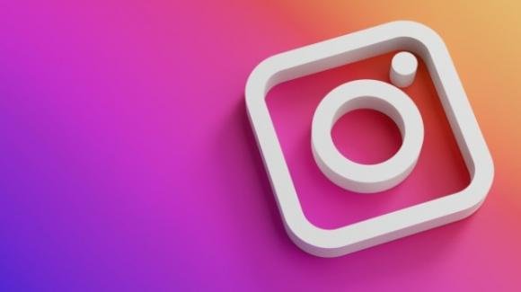 Instagram: test pubblicitari in Reels e Storie, rumors su nuove funzioni