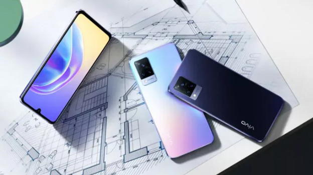 Vivo V21 Series ufficiale: tre modelli (anche con 5G) per gli amanti dei selfie