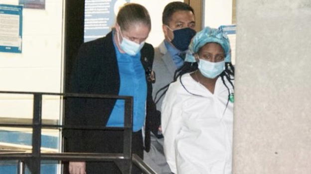 New York, 23enne uccide i suoi gemellini di 6 mesi: "erano troppo impegnativi"