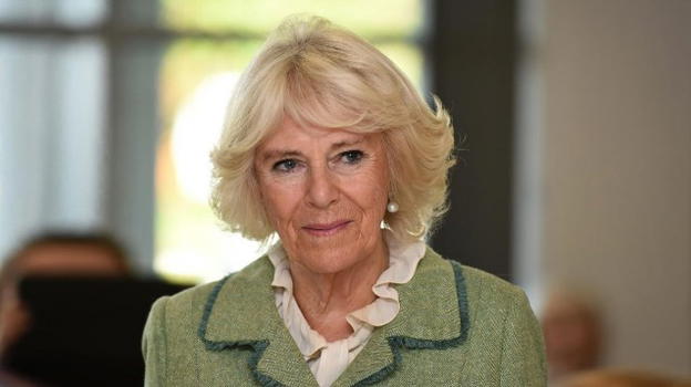 Camilla Parker-Bowles non ha ancora deciso se si farà chiamare Regina
