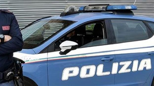 Trento: posta su Instagram una foto con la droga in mano, la polizia interviene e lo arresta