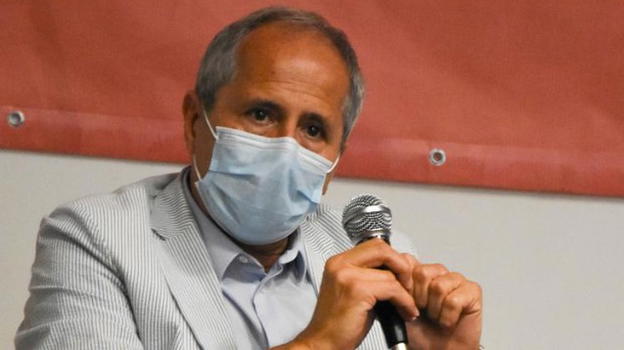 Covid-19, Andrea Crisanti: "Tra 2-3 mesi situazione simile a quella del Regno Unito"