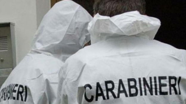 Pavia, tenta di uccidere la compagna incinta dandole fuoco: arrestato un uomo