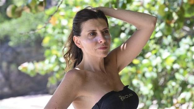 "L’isola dei famosi", Emanuela Tittocchia rifiuta Playa Imboscadissima: "Perdere con Ciufoli è stato imbarazzante"