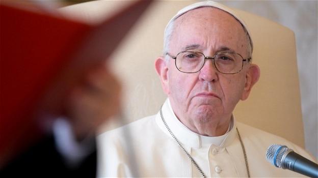 Papa Francesco contro la pedofilia: "Un omicidio psicologico che la Chiesa non deve coprire"