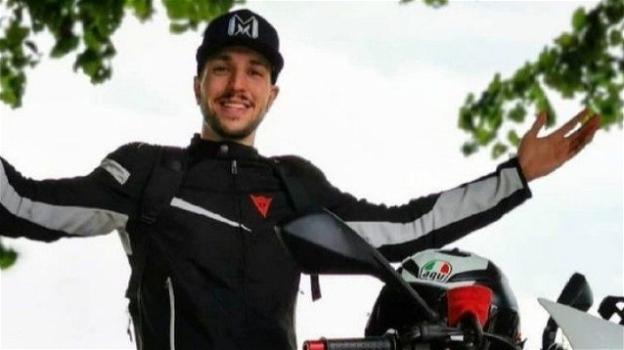 Lecco: Mirco Fumagalli perde il controllo della moto e si schianta contro il guardrail