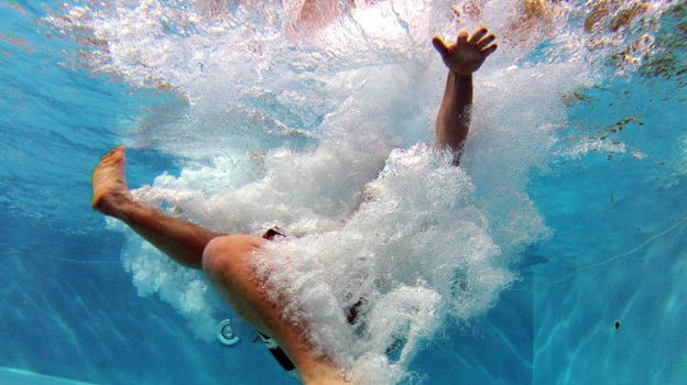 Pescara,  bimbo muore annegato nella piscina di casa