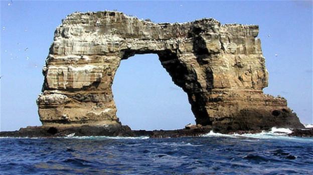 Galapagos, crolla l’Arco di Darwin: "Colpa dell’erosione"