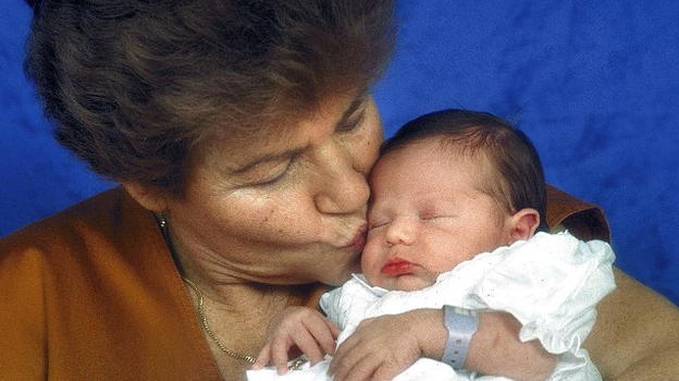 Cosenza, mamma a 63 anni con la fecondazione assistita