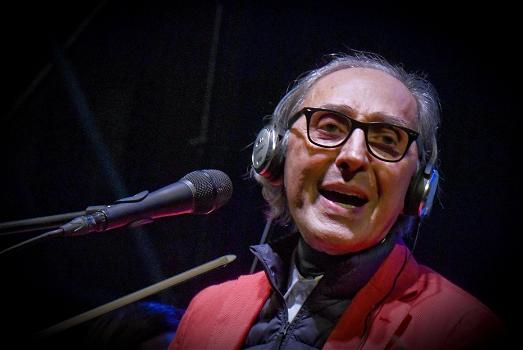 È morto Franco Battiato: mondo della musica in lutto