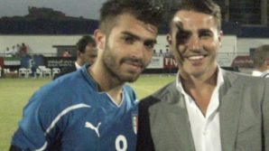 Napoli, commemora il fratello deceduto durante un torneo di calcetto: giovane si accascia e muore