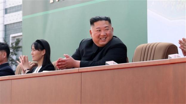 Corea del Nord, pena di morte contro chi porta i jeans attillati e ascolta musica "occidentale"