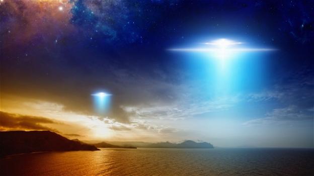 Ufo, strana "palla di luce" avvistata in poche ore sia in Arizona che in Giappone