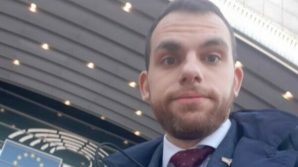 La storia di Andrea: scopre di essere dislessico a 24 anni e oggi ha 5 lauree