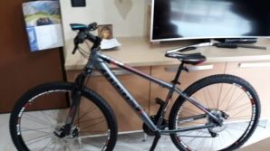 Foggia, gli rubano la bici del padre deceduto e lo minacciano