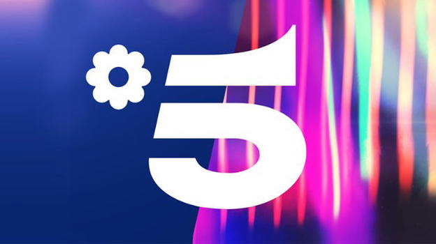 Mediaset, la domenica pomeriggio di canale 5 è un rebus: il punto della situazione e l’ipotesi U&D