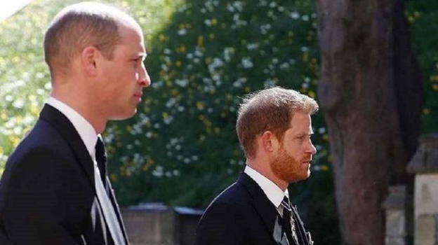 Harry e William, furiosa lite al funerale di nonno Filippo: insulti tra i due fratelli