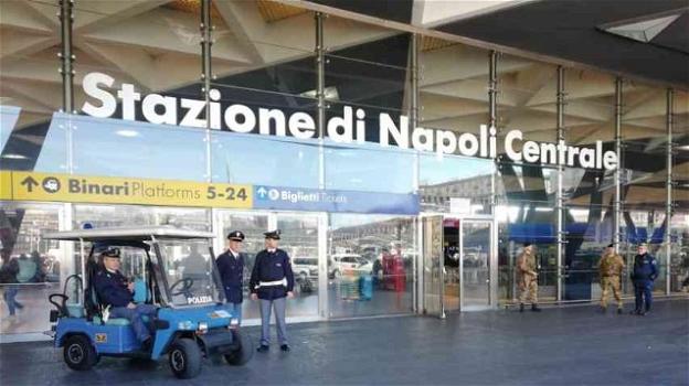 Napoli, uomo senza vita trovato vicino la stazione centrale: indagini in corso