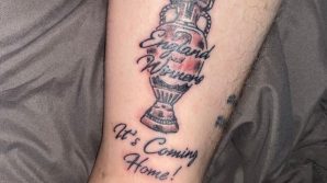 Euro 2020, finale Italia-Inghilterra: tifoso inglese dà per vincitrice la sua nazionale e si tatua la coppa
