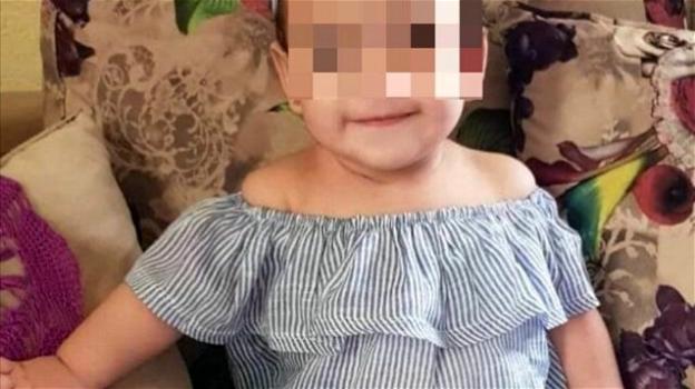 Bimba di 10 mesi muore dopo 3 giorni di febbre alta per assenza di medicinali: aperta inchiesta