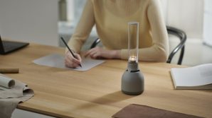 Sony LSPX-S3: ufficiale lo speaker smart che ricorda un portacandela