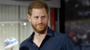 Il principe Harry sta per pubblicare un libro considerato