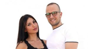 Temptation Island, Manuela bacia Luciano e picchia Stefano: