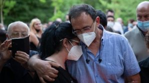 Bologna, genitori Chiara Gualzetti: