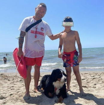 Pisa, cane-bagnino salva un bambino dal rischio di annegamento
