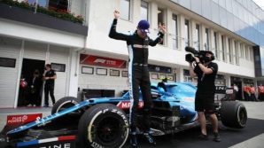 F1, GP Ungheria: Ocon vince dopo una grande carambola al primo giro. Hamilton 2°