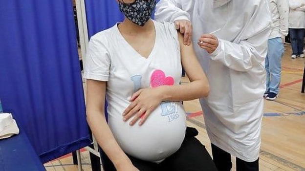 Le donne incinte si ammalano meno di coronavirus