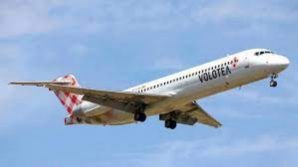 Arresto cardiaco durante volo di linea: medici-passeggeri le salvano la vita
