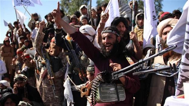 Afghanistan, gli estremisti islamici avanzano e conquistano sempre più territori, la tensione aumenta