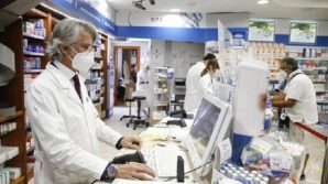 Green pass stampati per 5 euro: farmacista finisce nei guai