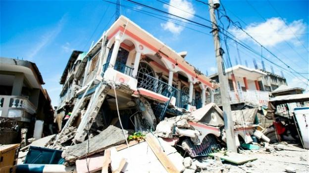 Sale a 227 il numero delle vittime del sisma ad Haiti