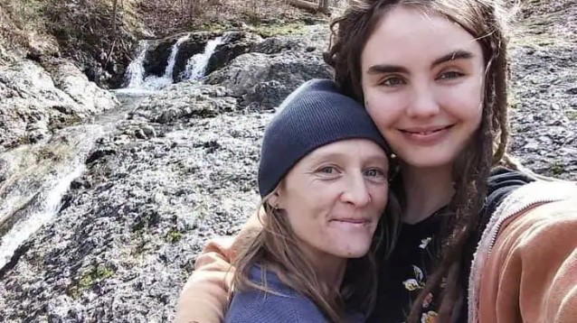 "C’è un uomo raccapricciante, ci spaventa": due donne trovate morte in un campeggio