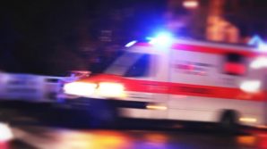 Roma, incidente tra uno scooter e un’auto: muoiono due giovani