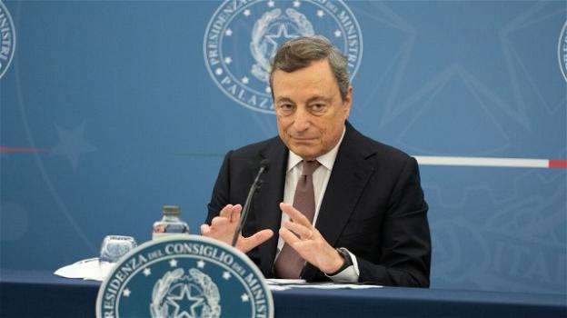 Covid-19, Mario Draghi apre all’obbligo vaccinale: favorevoli anche i giuristi