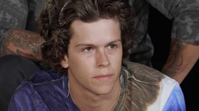 GF Vip, Tommaso Eletti parte male: "Sonia Burganelli e Adriana Volpe? Non so chi siano"