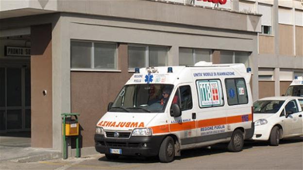 Lecce, operaio muore travolto dal crollo di una struttura: lascia un figlio neonato