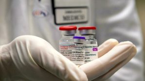 Covid, terza dose del vaccino: chi la deve fare