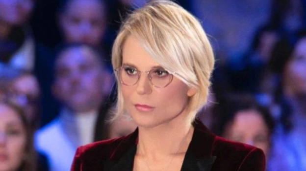 Mediaset, cambio di programmazione: U&D e "Amici" ne fanno le spese