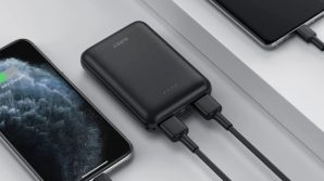 AUKEY PB-N66: powerbank da 10.000 mAh con doppio ingresso USB e dimensioni compatte
