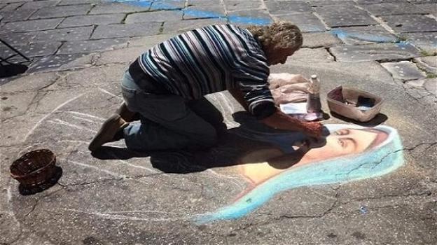 Lecce, artista di strada trovato morto vicino la stazione: è stato aggredito, un arresto