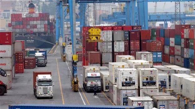 Obbligo di Green Pass Covid a lavoro: protestano i portuali a Trieste e Genova