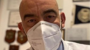 Bassetti contro il green pass su alcuni lavori: