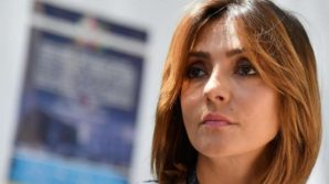 Ambra Angiolini si commuove in radio: