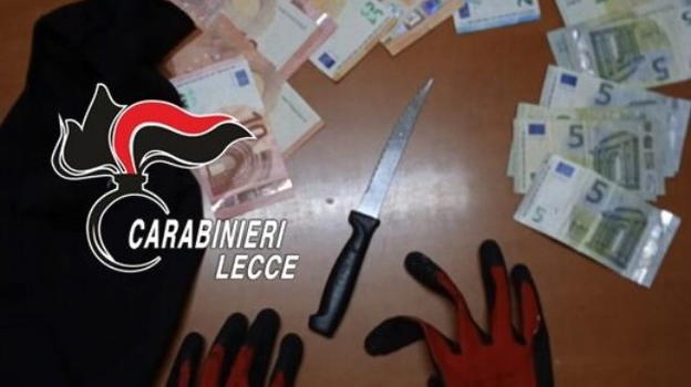 Lecce, fermato dai carabinieri confessa di aver appena rapinato una tabaccheria: arrestato
